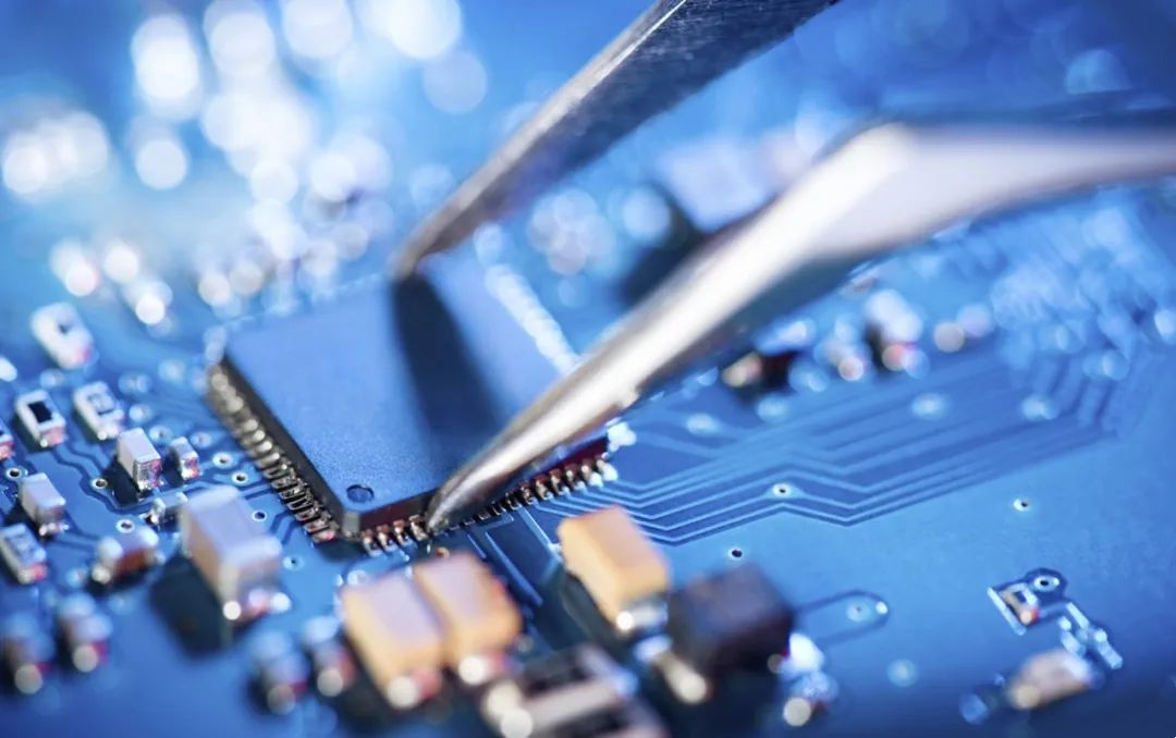 專業(yè)收購(gòu)XILINX、APPLE、ALTERA、AD、MAXIM、ST、TI、ATMEL、NXP芯片